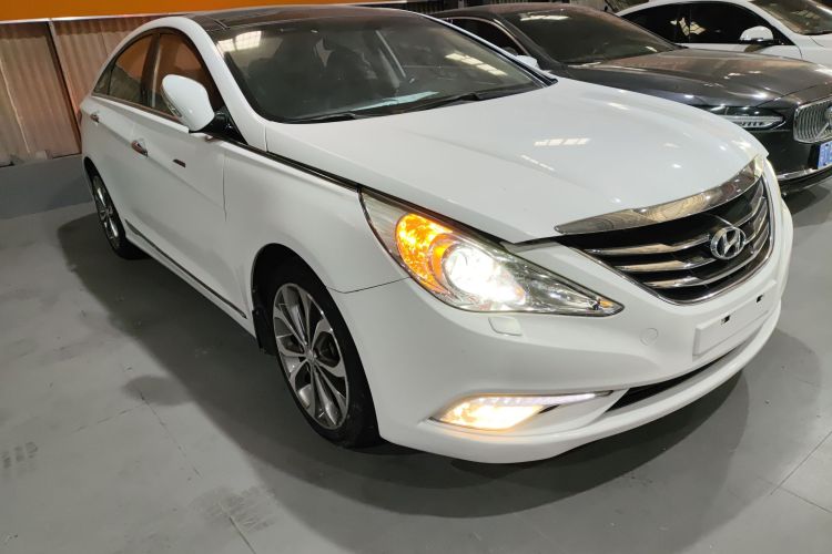 Hyundai Sonata 2015 car image #4