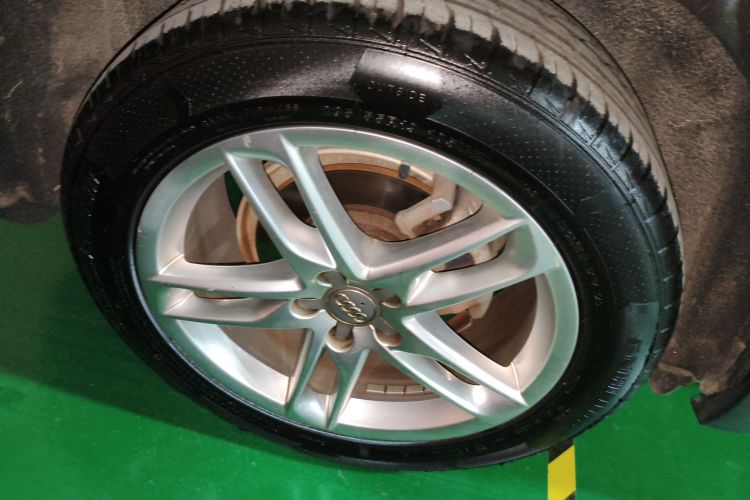 Audi Q5 2016 car image #4