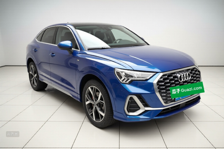 Audi Q3 Sportback 2020 car image #4