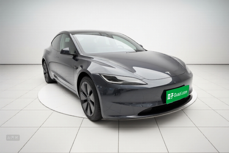 Tesla Model 3 2024 car image #4