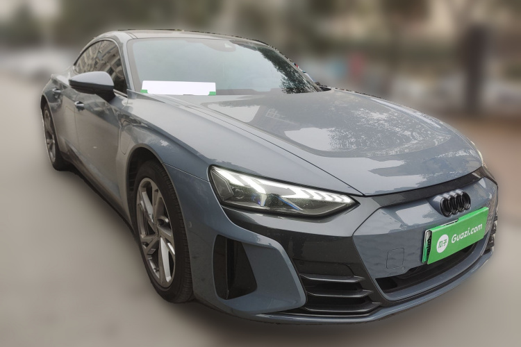 Audi e-tron GT 2024 car image #4