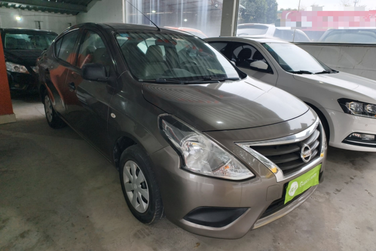 Nissan Sunny 2019 car image #4