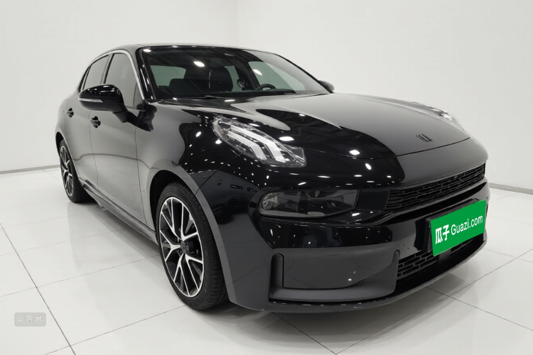 Lynk & Co 03 2020 car image #4