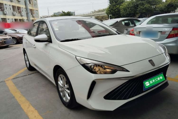 Roewe i5 2024 #4 Roewe i5 2024 car image #4