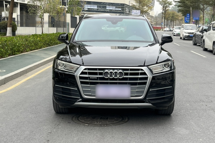 Audi Q5L 2020 car image #4