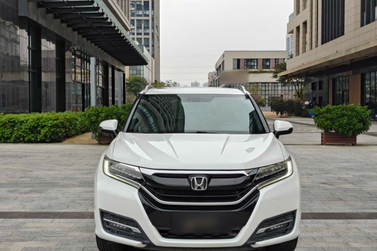 Honda UR-V 2018 #4 Honda UR-V 2018 car image #4