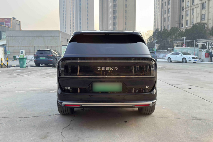Zeekr 9X 2025 car image #4