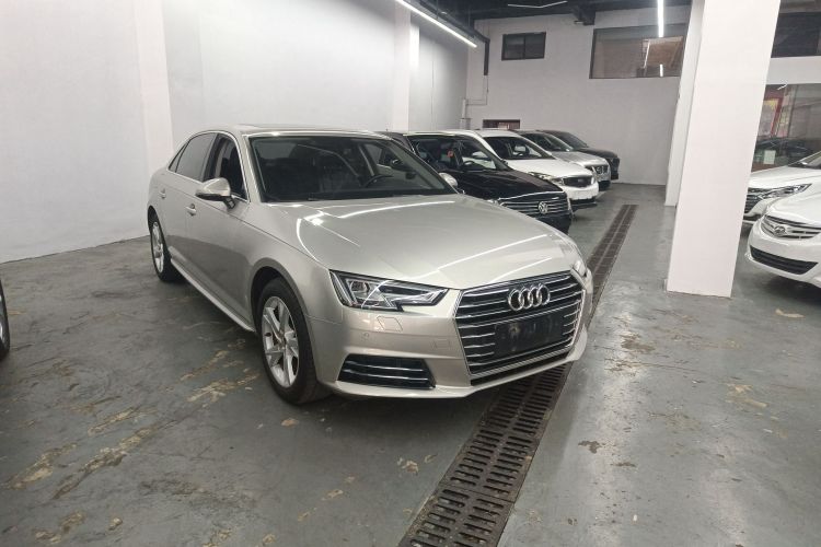 Audi A4L 2018 #4 Audi A4L 2018 car image #4