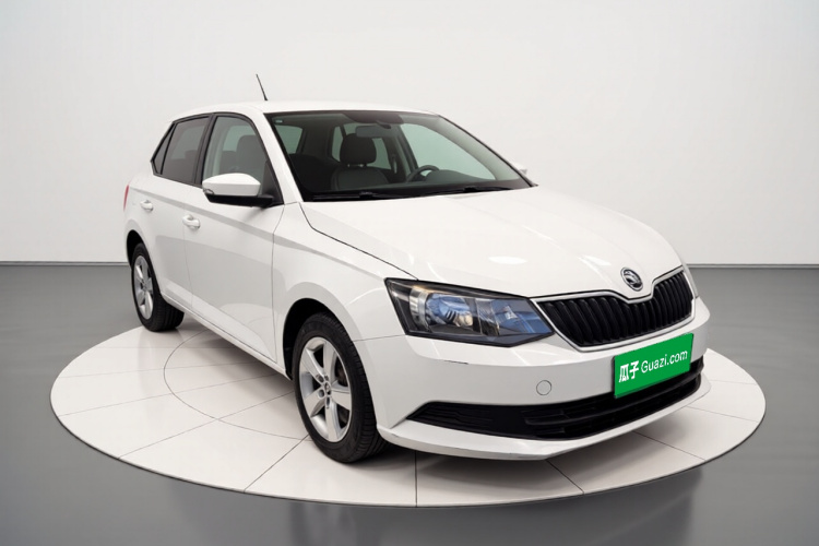 Skoda Fabia 2016 #4 Skoda Fabia 2016 car image #4
