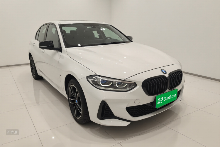 BMW 1 Series 2023 car image #4