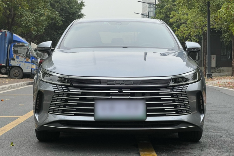 BYD Destroyer 05 2025 #4 BYD Destroyer 05 2025 car image #4