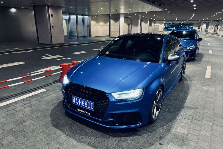 Audi RS 3 2019 car image #4
