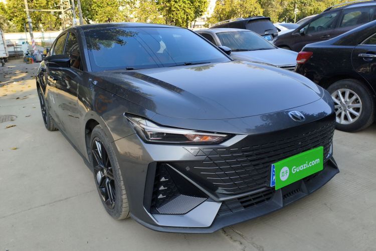 Changan UNI-V 2022 car image #4