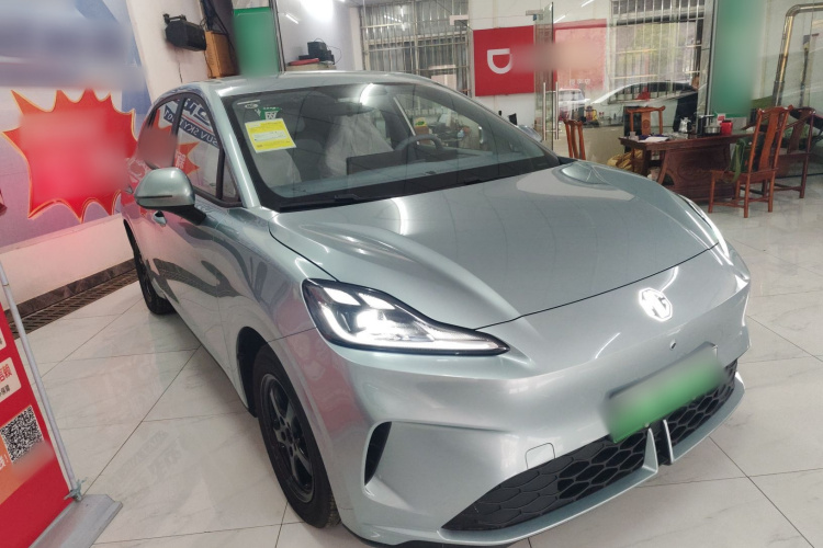 MG 4 EV 2025 immagine di auto #4