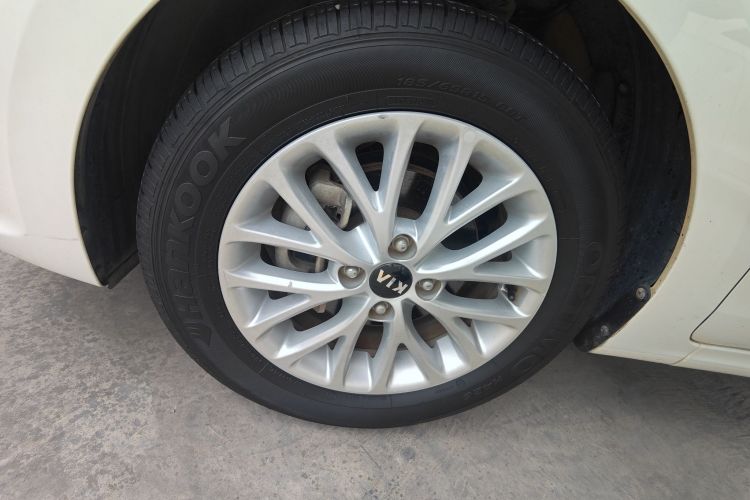 起亚 起亚K2 2017 汽车图片 #4