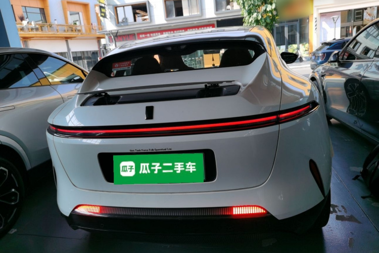 Avatr 11 2023 #4 Avatr 11 2023 car image #4