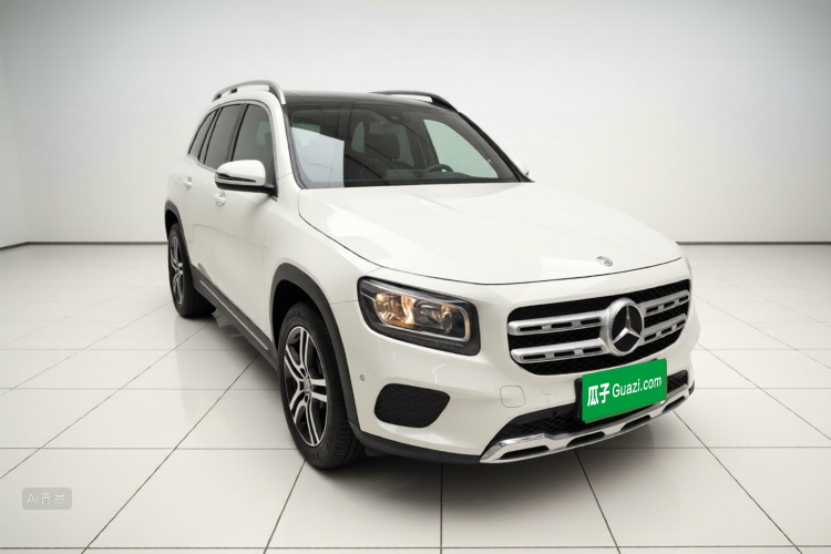 Mercedes-Benz GLB Class 2021 immagine di auto #4