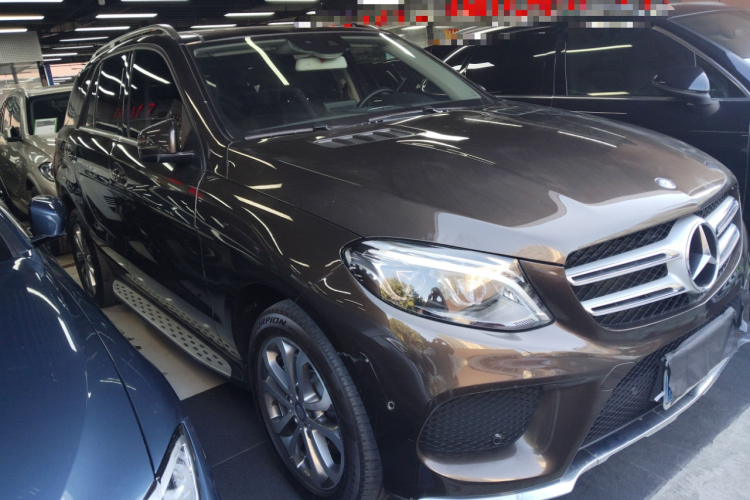 Mercedes-Benz GLE Class 2018 car image #4