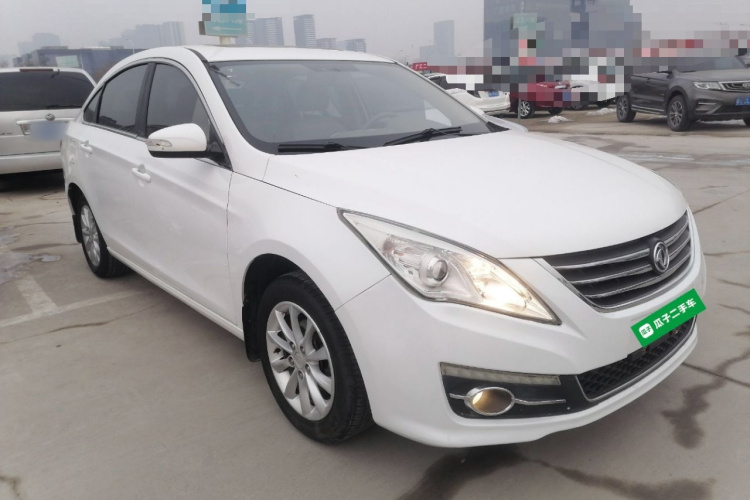 Forthing JOYEAR S50 2016 #4 Forthing JOYEAR S50 2016 car image #4