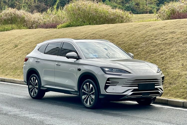 BYD Song Plus New Energy 2025 #4 BYD Song Plus New Energy 2025 car image #4