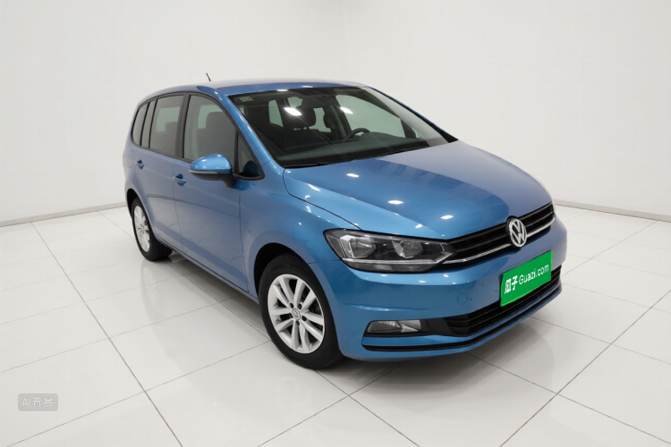 Volkswagen Touran 2020 #4 Volkswagen Touran 2020 car image #4