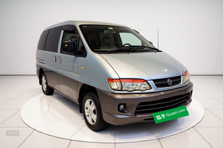 Forthing Lingzhi 2014 #4 Forthing Lingzhi 2014 изображение автомобиля #4