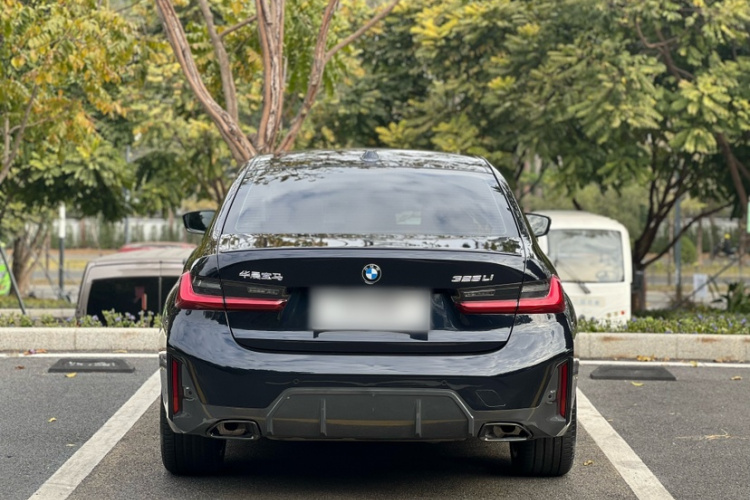 BMW 3 Series 2024 car image #4