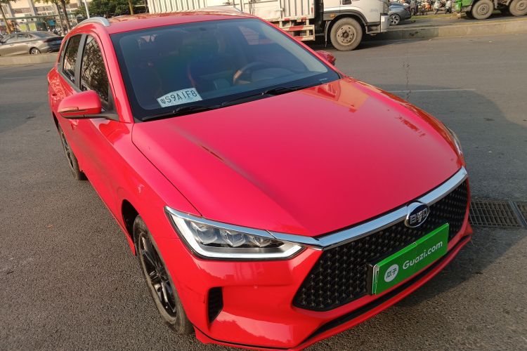 BYD e2 2020 изображение автомобиля #4