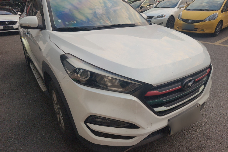 Hyundai Tucson 2018 car image #4