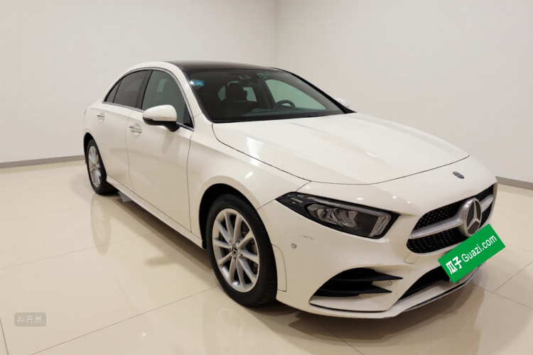 Mercedes-Benz A Class 2019 car image #4