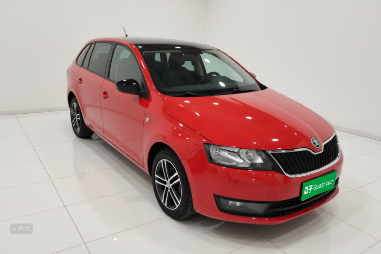 Skoda Rapid Spaceback 2014 car image #4