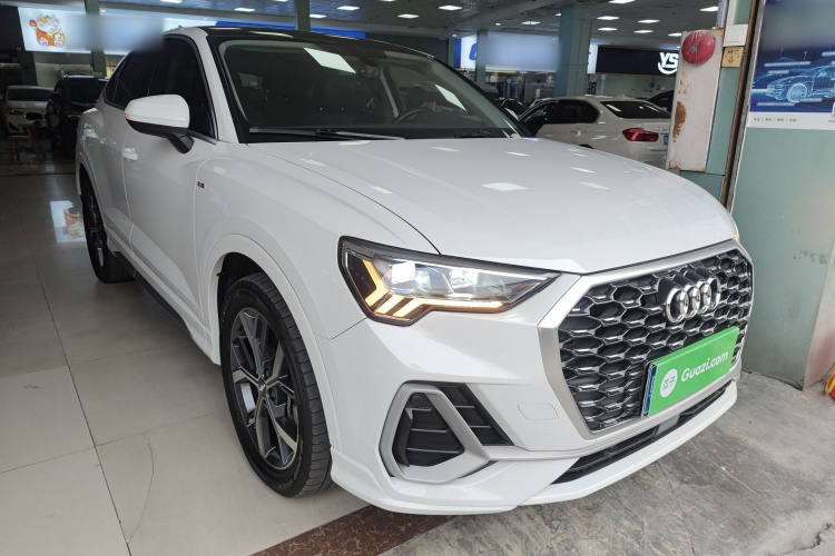 Audi Q3 Sportback 2020 car image #4