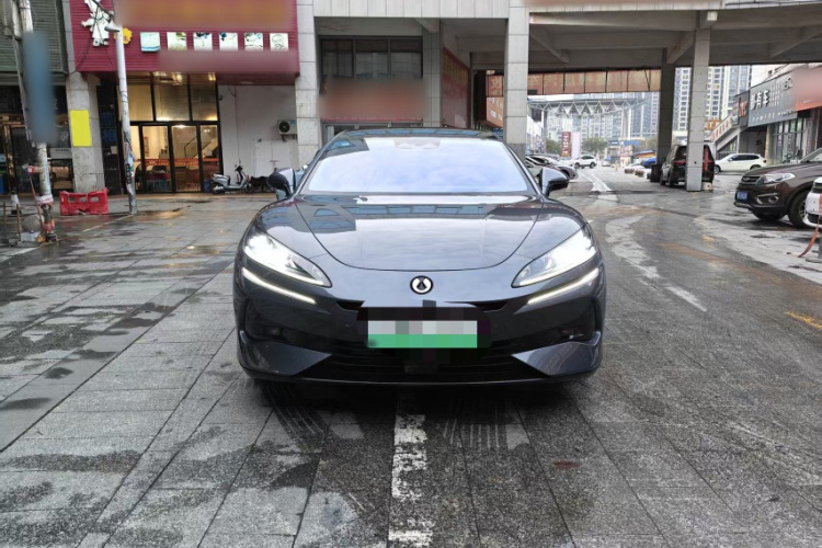 Denza Z9 2024 #4 Denza Z9 2024 car image #4