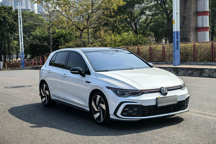 Volkswagen GolfGTI 2023 #4 Volkswagen GolfGTI 2023 car image #4