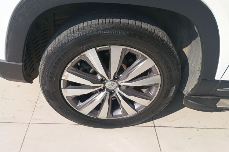 Changan CS95 2017 car image #4