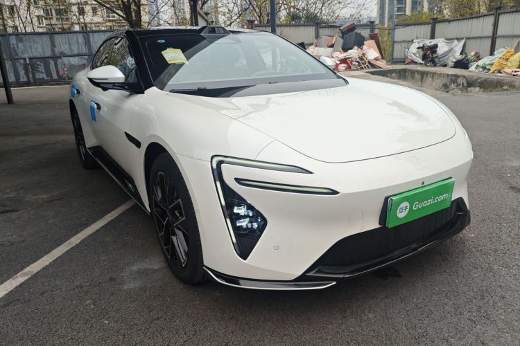 Avatr 06 2025 #4 Avatr 06 2025 car image #4