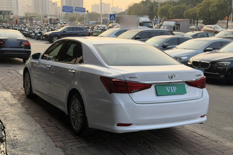 丰田 皇冠 2017 汽车图片 #4