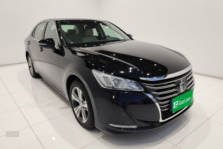 丰田 皇冠 2015 汽车图片 #4