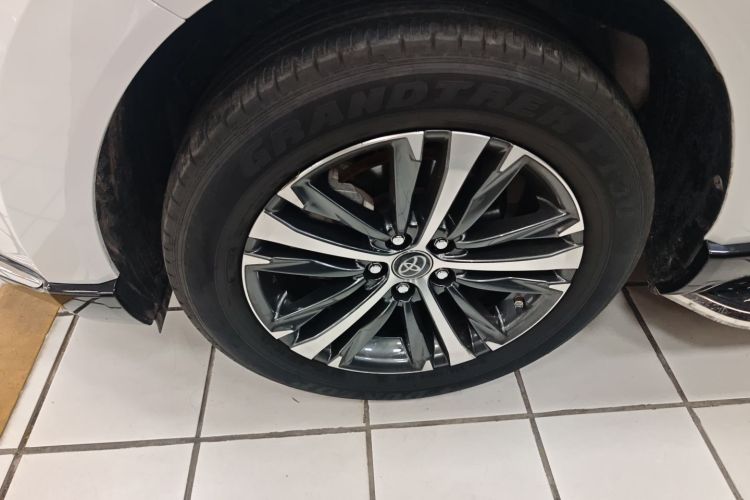 Toyota Venza 2022 car image #4