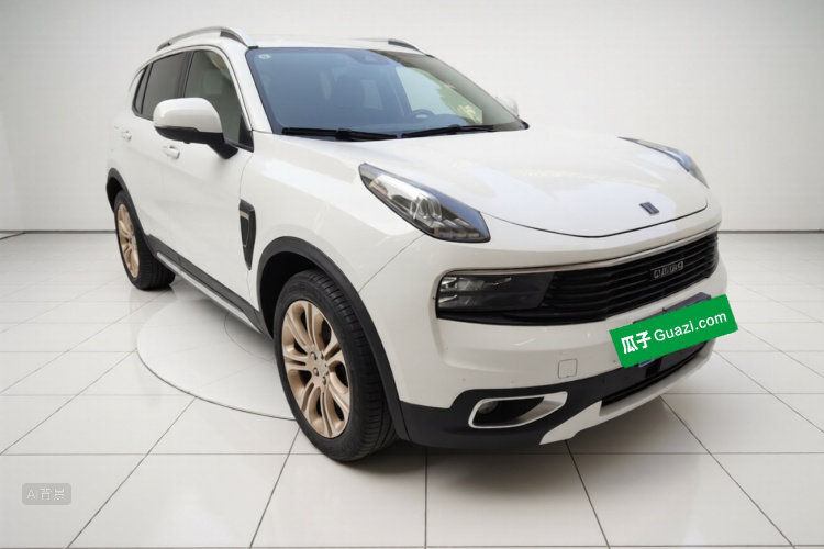Lynk & Co 01 2019 #4 Lynk & Co 01 2019 car image #4