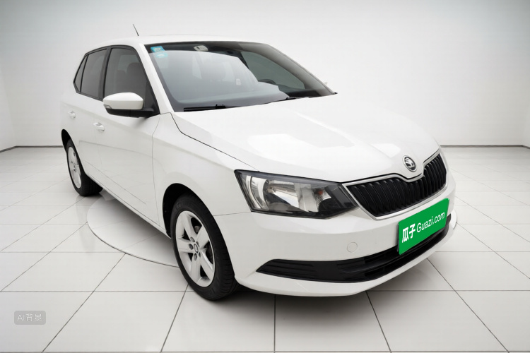 Skoda Fabia 2017 immagine di auto #4
