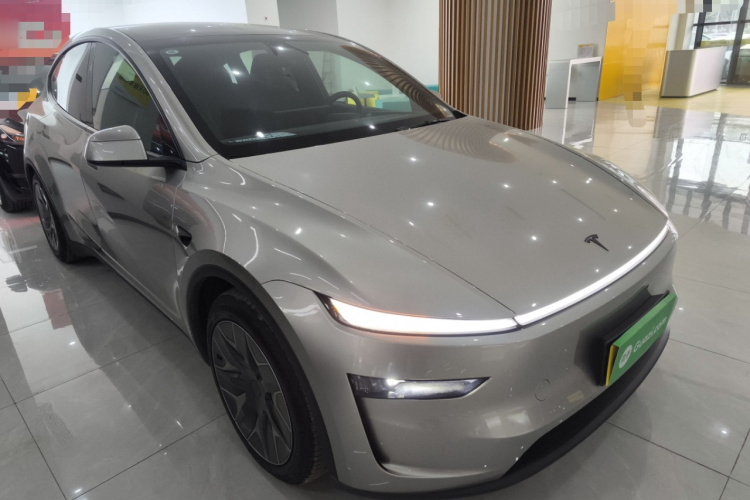 特斯拉 Model Y L 2025 汽车图片 #4