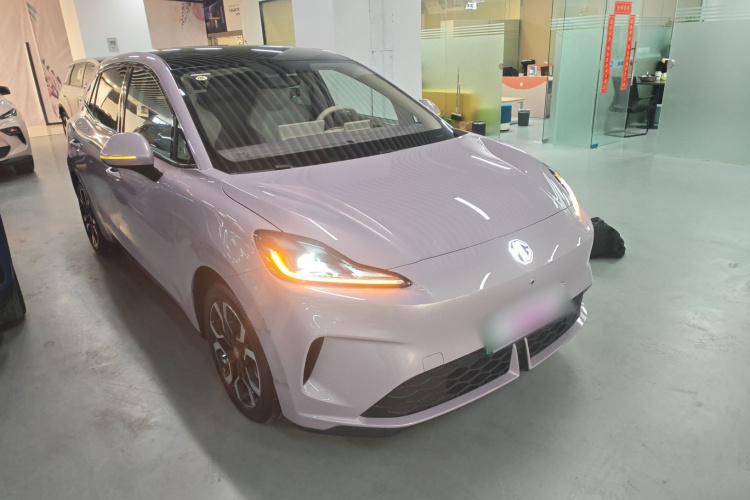MG 2025 car image #4