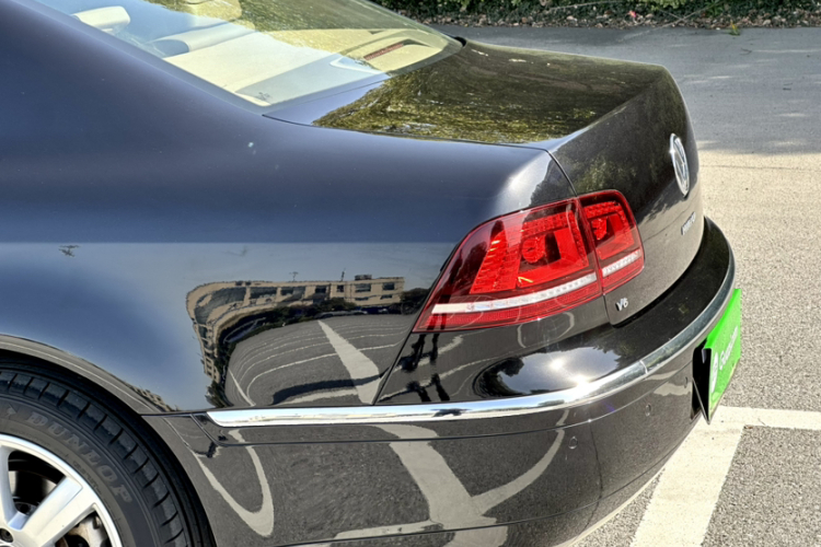 Volkswagen Pheaton 2016 immagine di auto #4