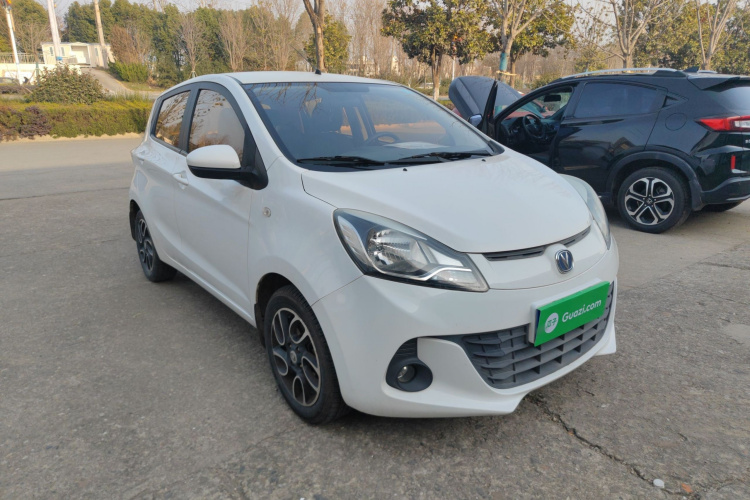 Changan BenBen 2017 car image #4