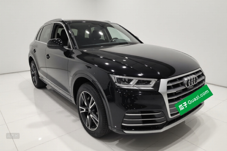 Audi Q5L 2020 صورة سيارة #4