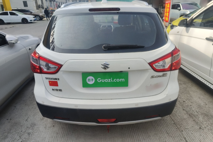 Suzuki S-Cross 2014 immagine di auto #4