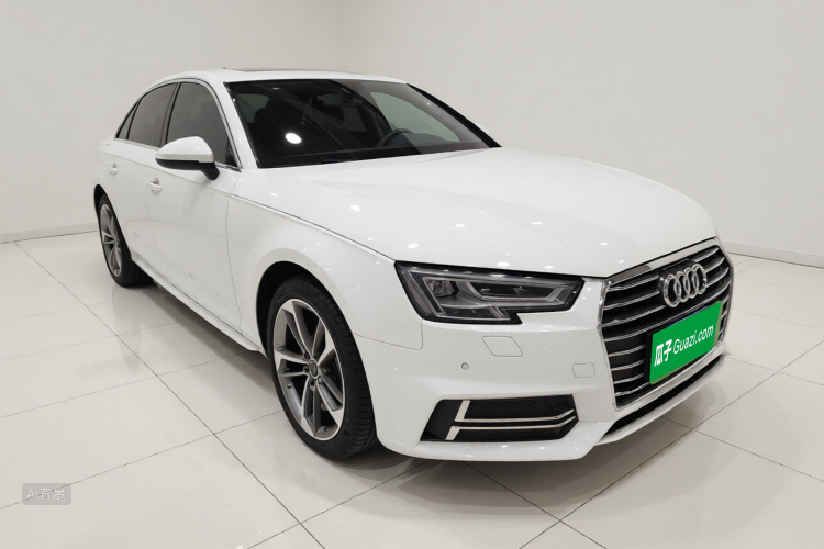 Audi A4L 2020 car image #4