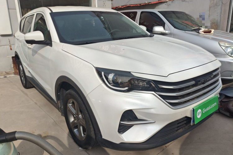 X70M 2020 car image #4