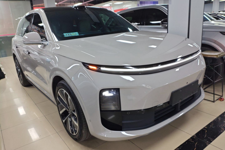 Li L6 2024 صورة سيارة #4